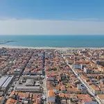 La Mansardina By Interhome Виареджо