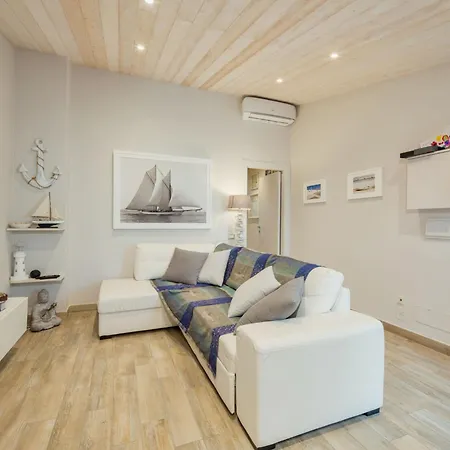 Apartment La Mansardina By Interhome Viareggio